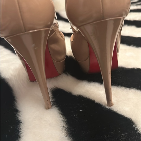 Authentic Christian Louboutin nude heels! - Picture 8 of 8